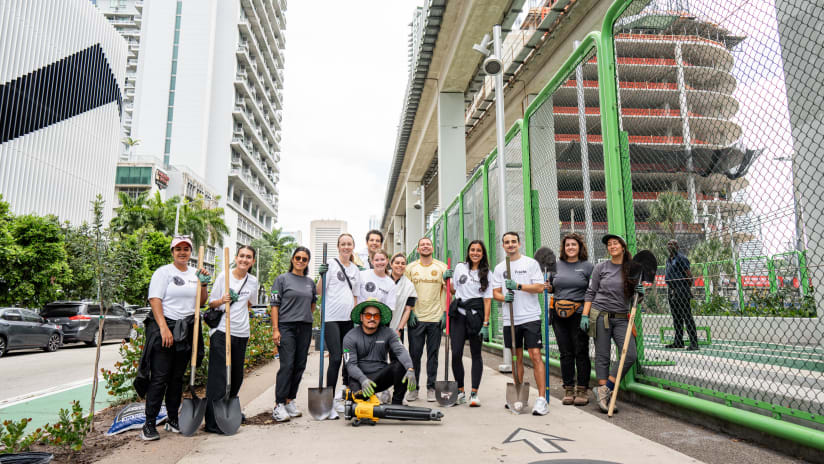 Tree Planting at The Underline